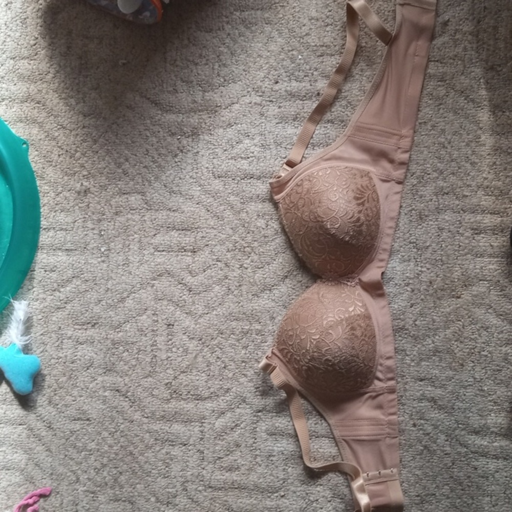 Prima Valentina Bra Womens Size 40C Nude Wireless Thin Padding